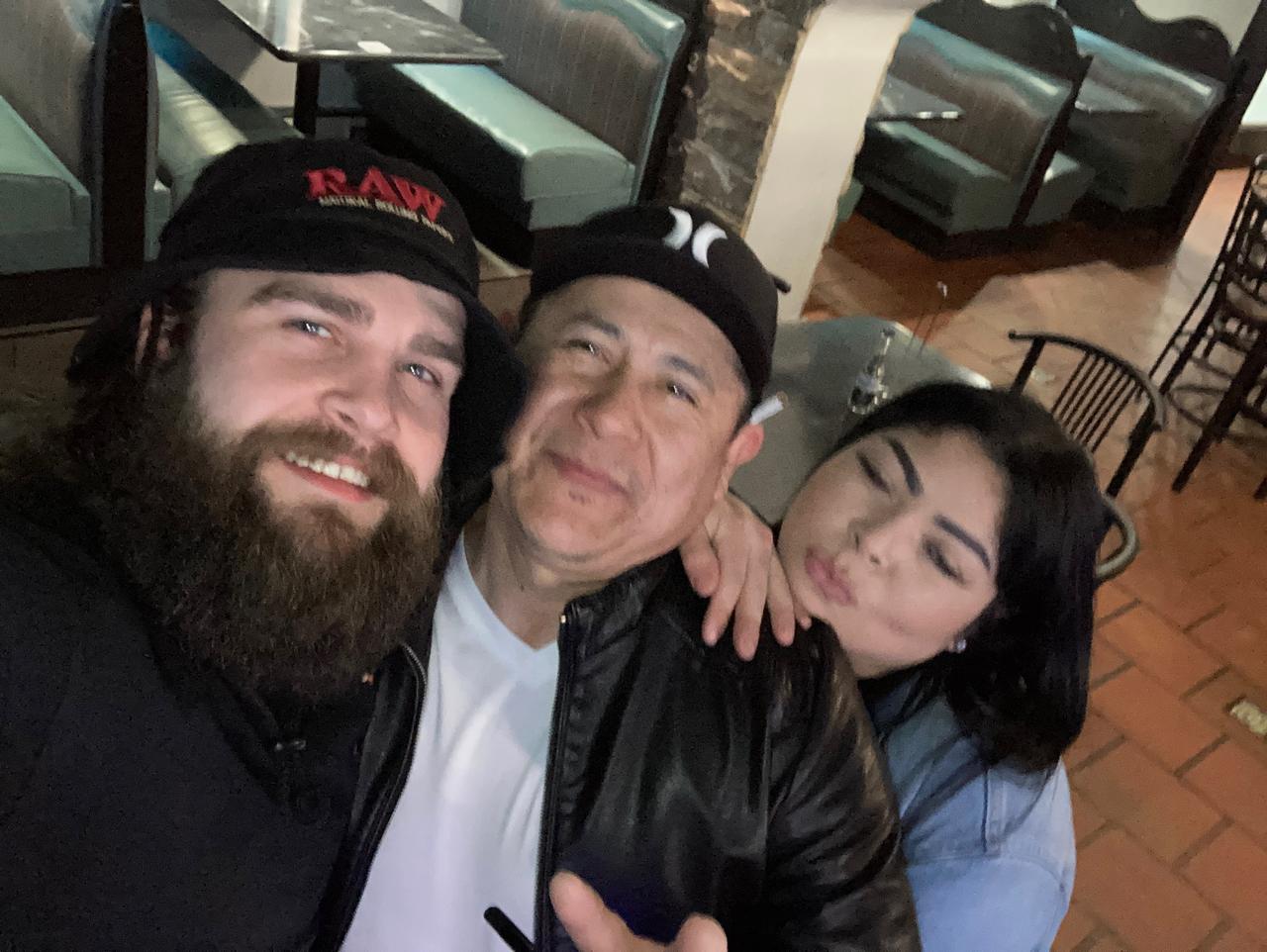 Profile photo 13 of 14