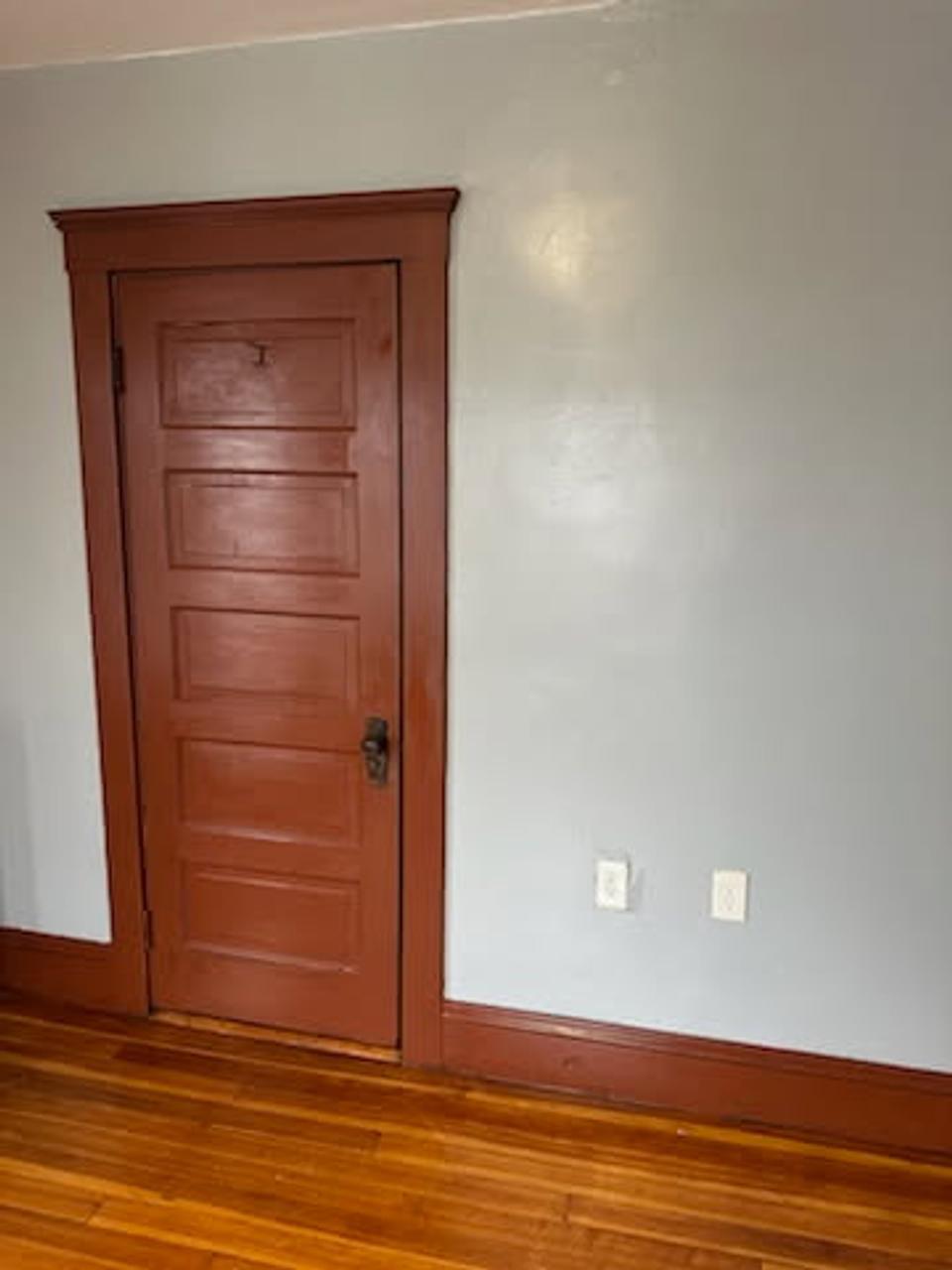 Profile photo 6 of 9