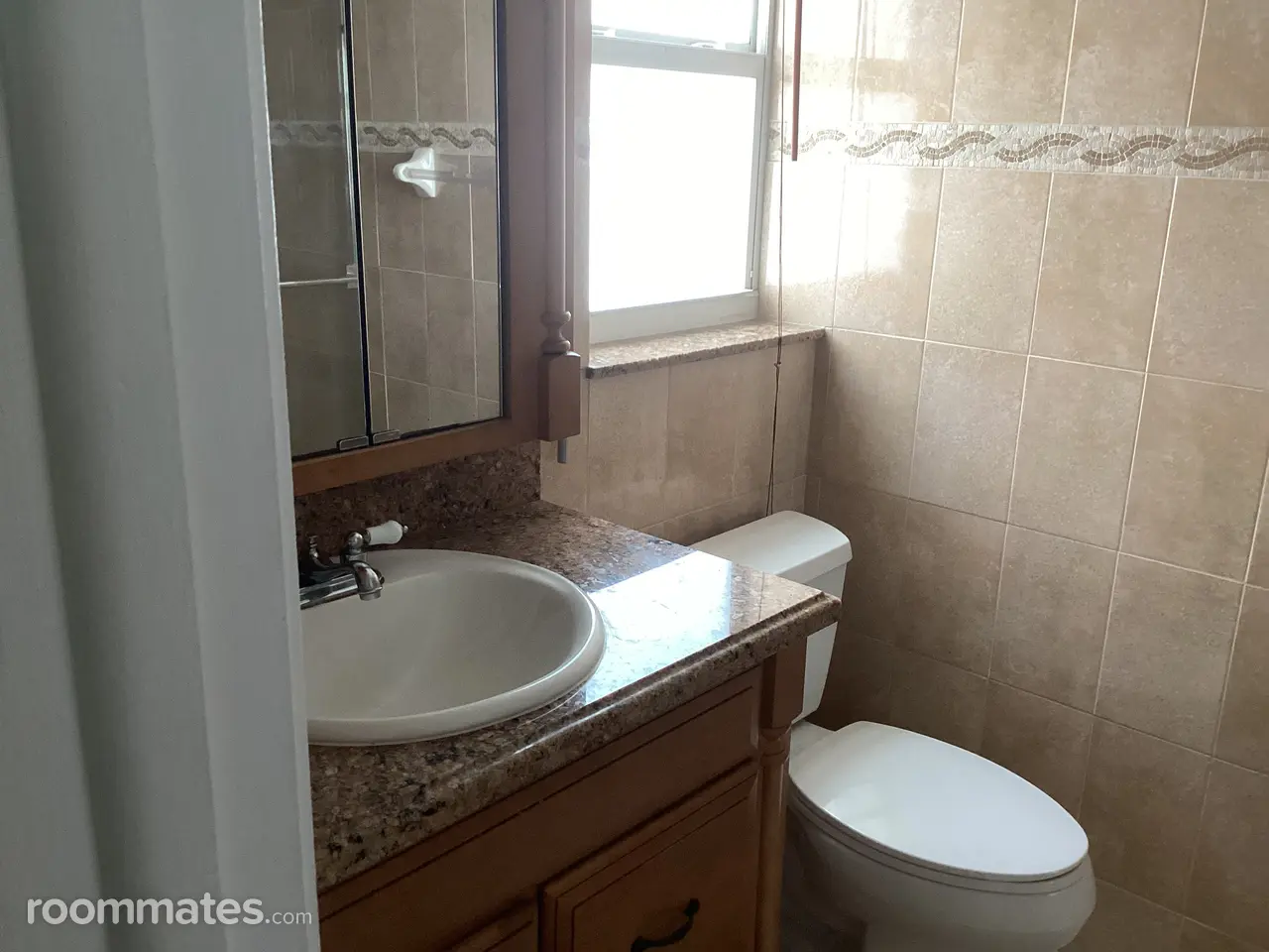 Profile photo 7 of 18