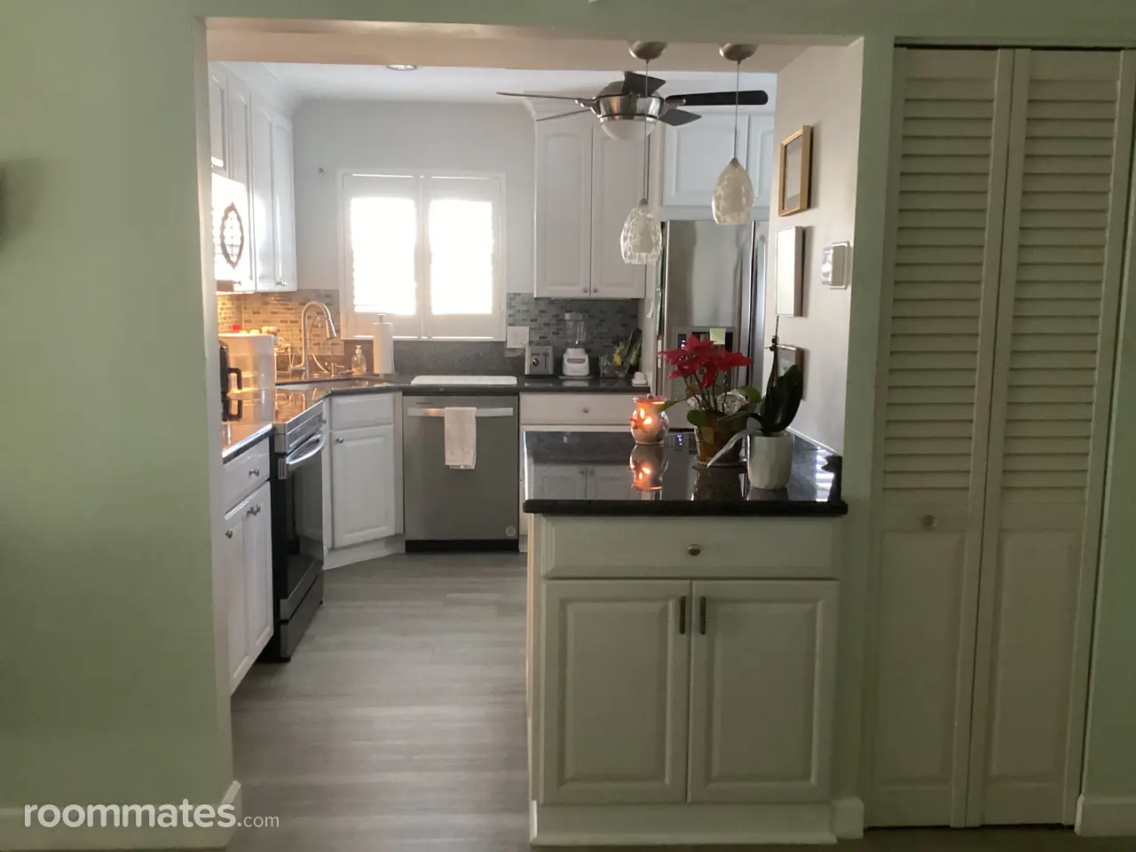 Profile photo 5 of 18