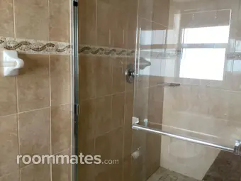 Room for rent in Boynton Beach, FL $1300, condo