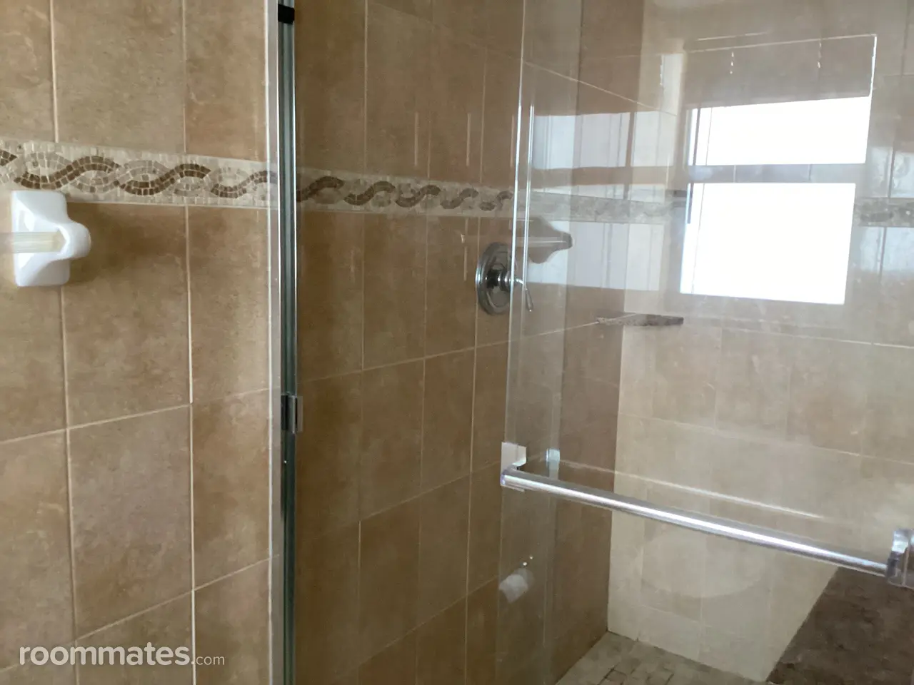 Profile photo 4 of 18