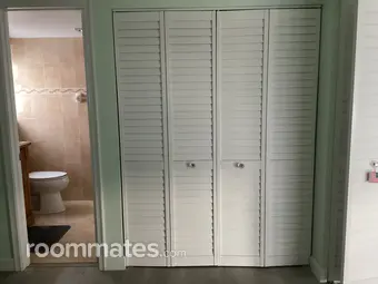 Room for rent in Boynton Beach, FL $1300, condo