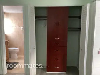 Room for rent in Boynton Beach, FL $1300, condo