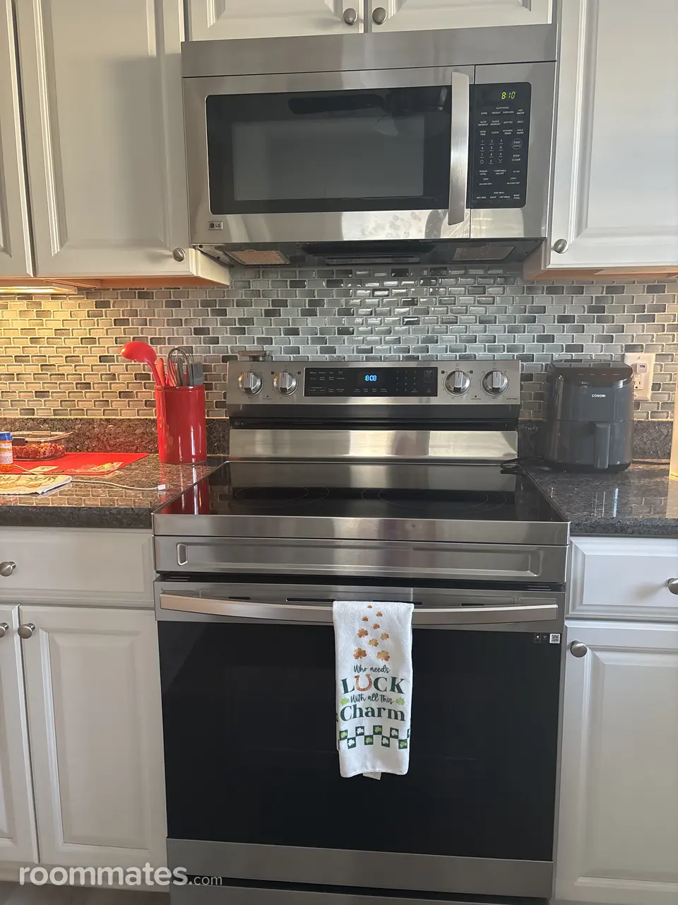 Profile photo 17 of 18