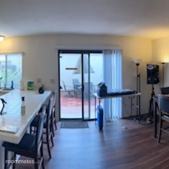 Room for rent in Carlsbad, CA $1619, townhouse