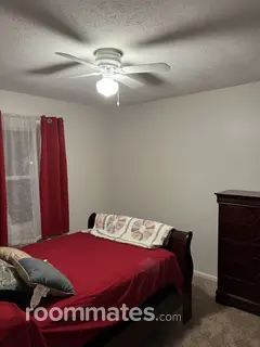 Room for rent in Louisville, KY $800, house