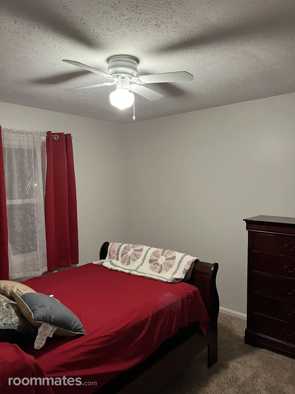 Profile photo 2 of 4