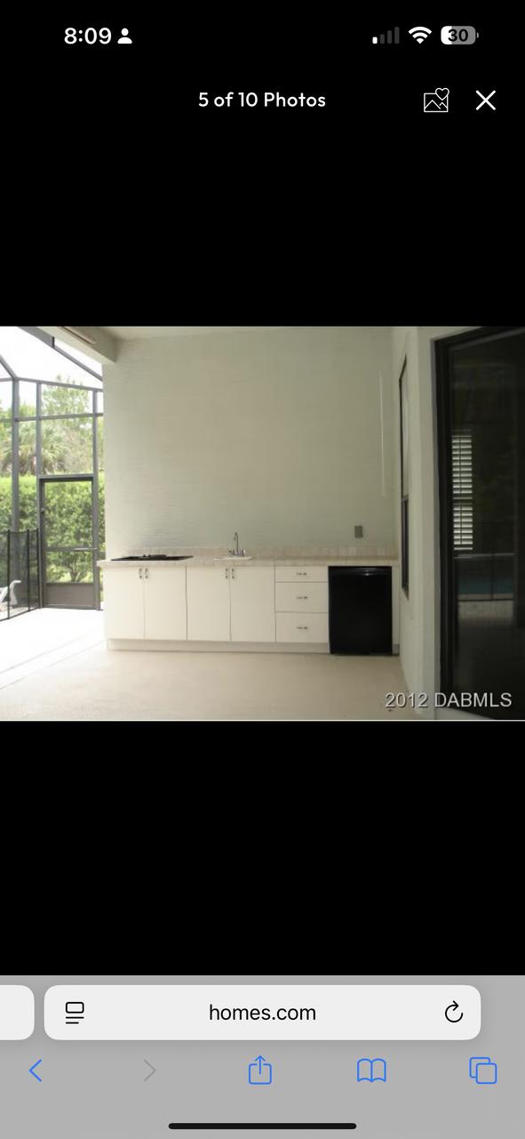 Profile photo 7 of 8