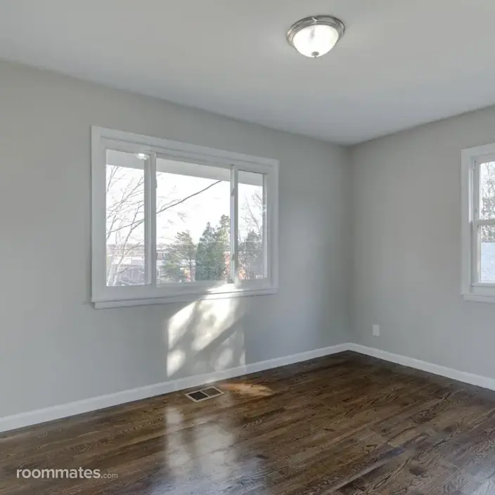 Room for rent in Alexandria, VA $1000, house
