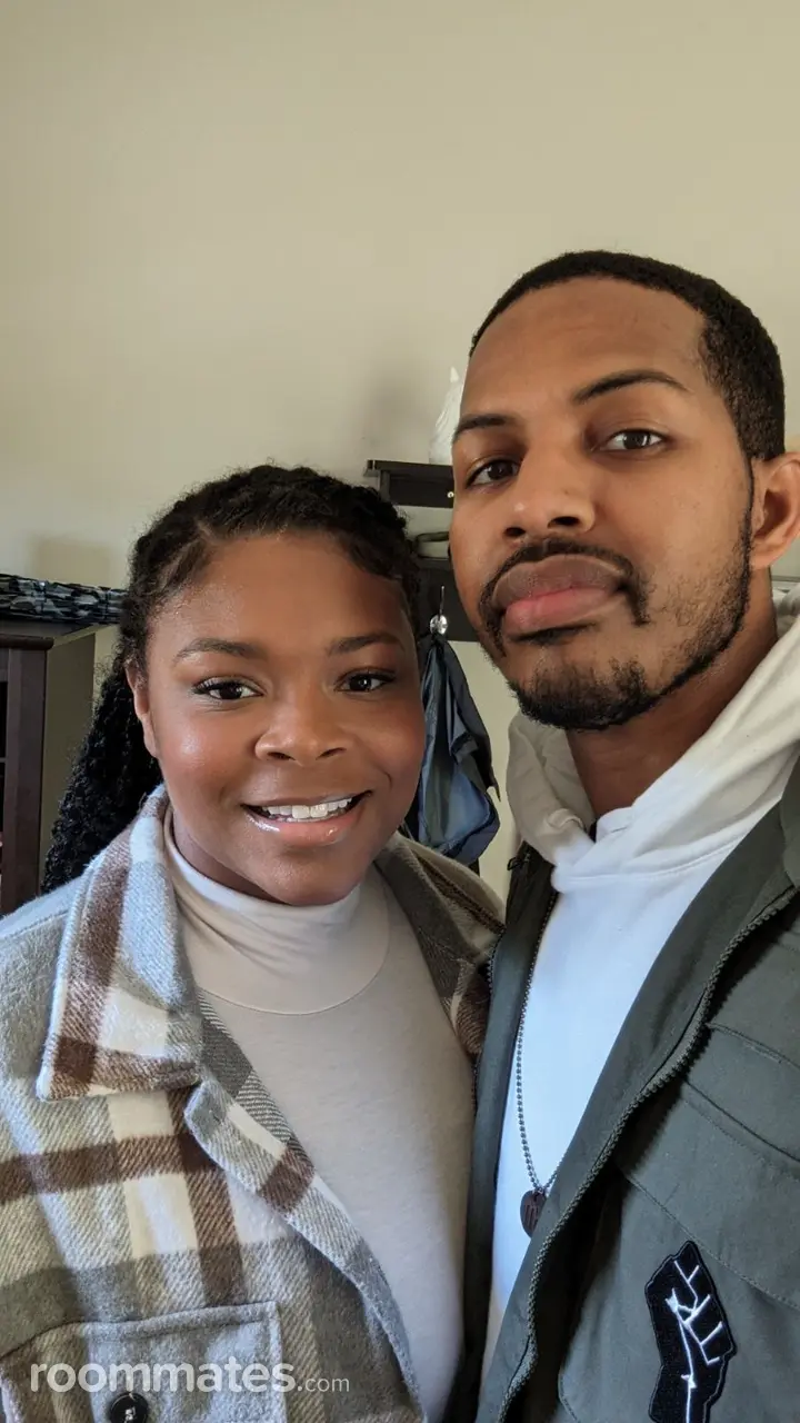 Profile photo 1 of 2