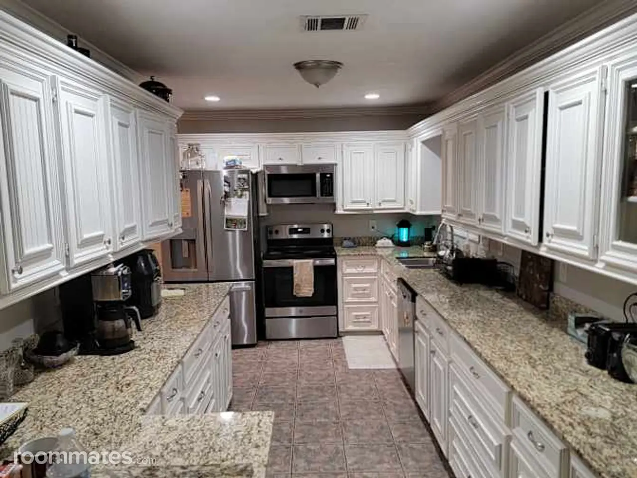 Profile photo 8 of 10