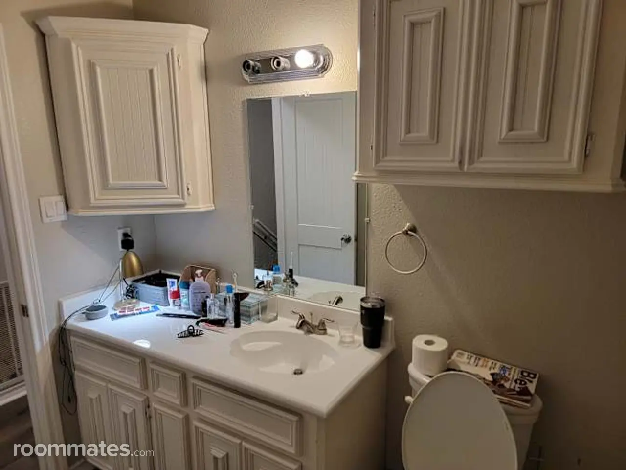 Profile photo 6 of 10