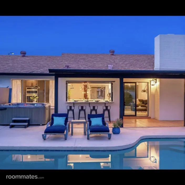 Room for rent in Phoenix, AZ $1495, house