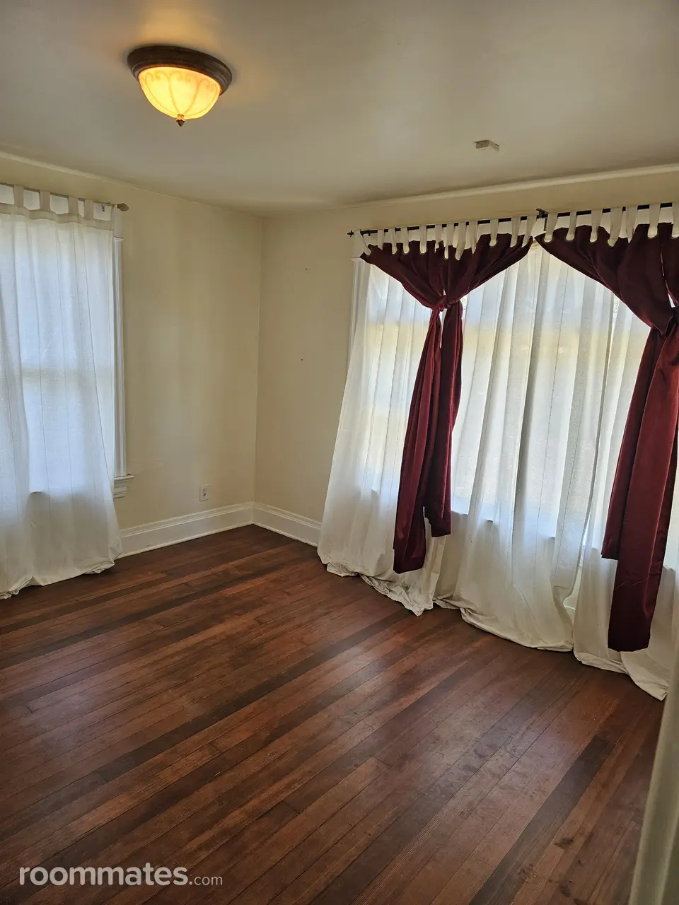 Profile photo 1 of 11