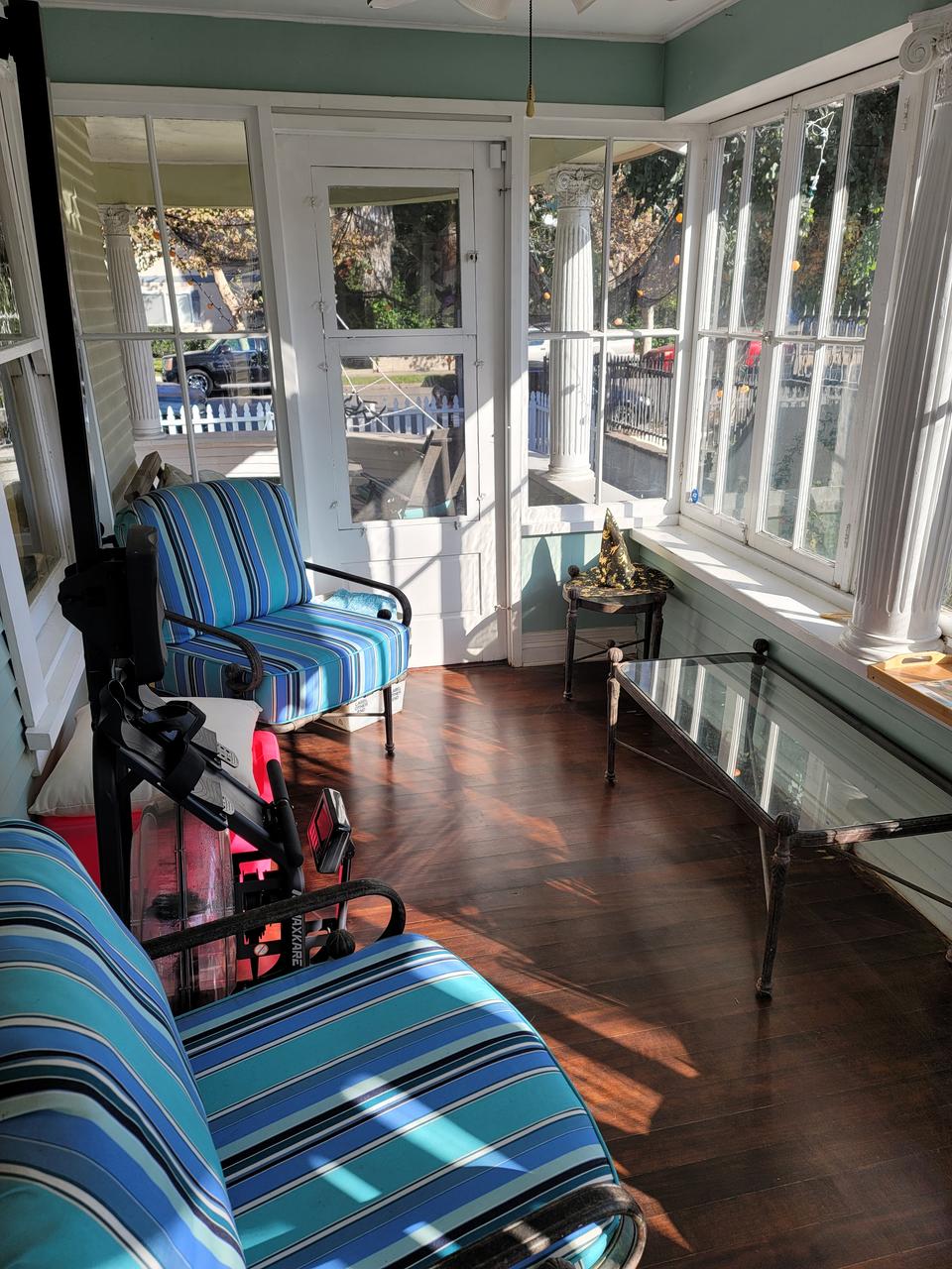 Profile photo 5 of 11