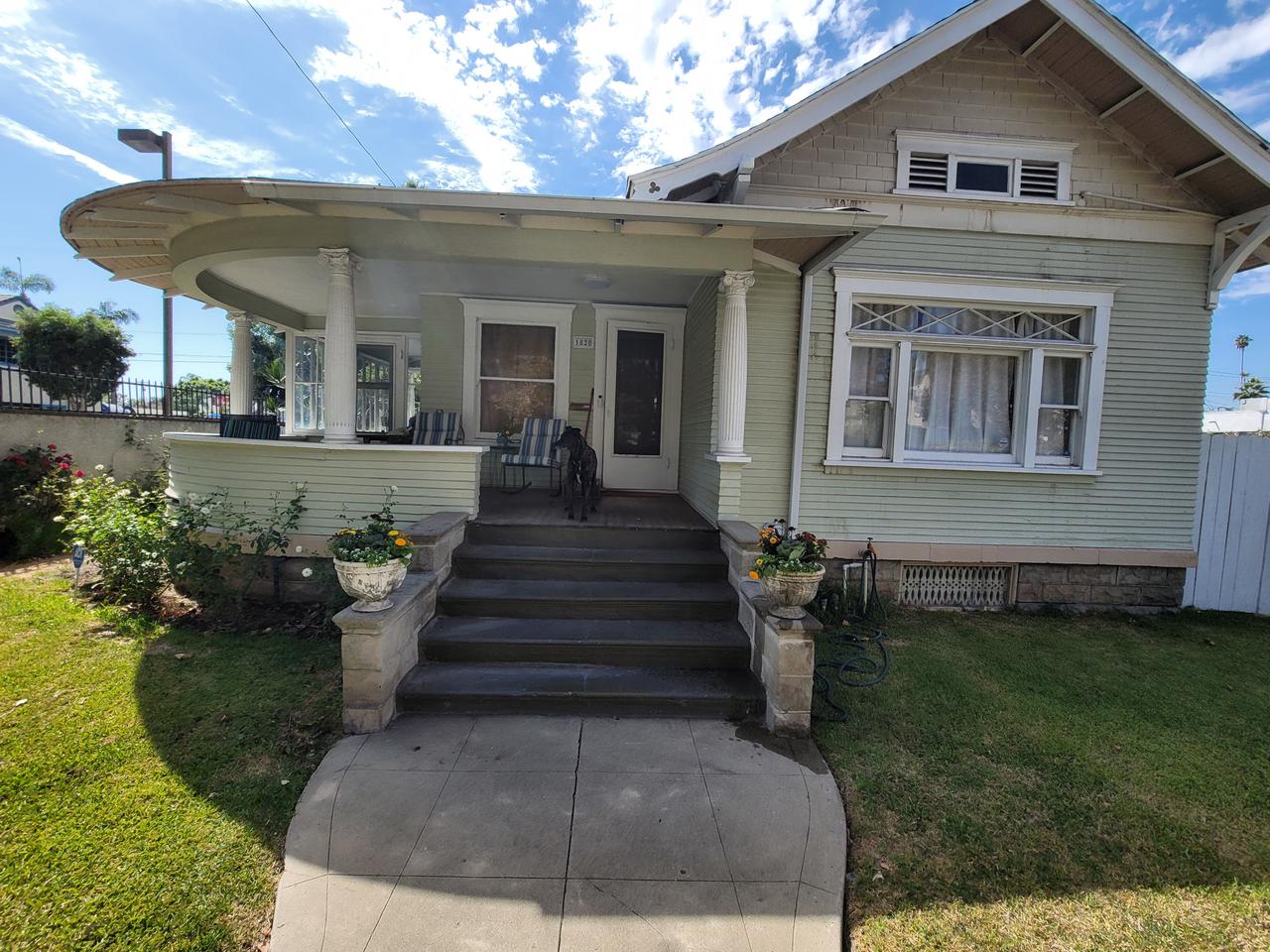 Profile photo 3 of 11