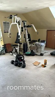 Room for rent in Salem, MA $1000, house