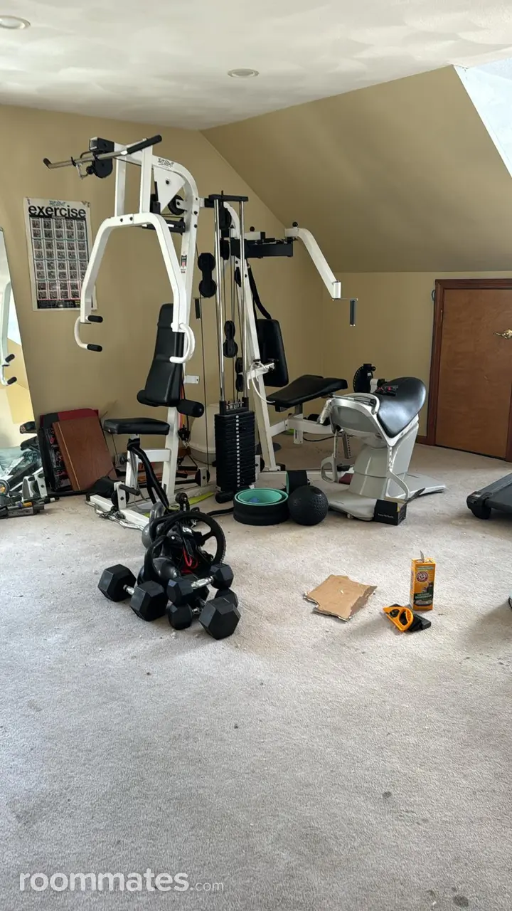 Profile photo 5 of 10