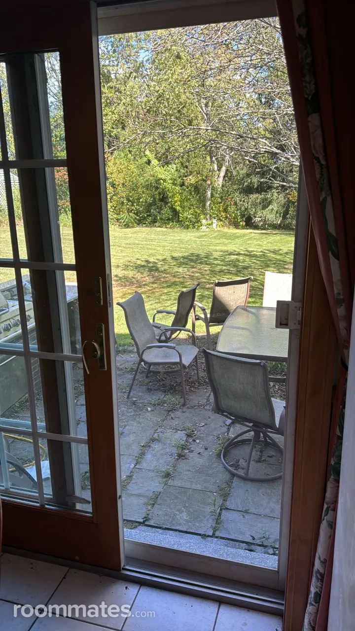 Profile photo 9 of 10