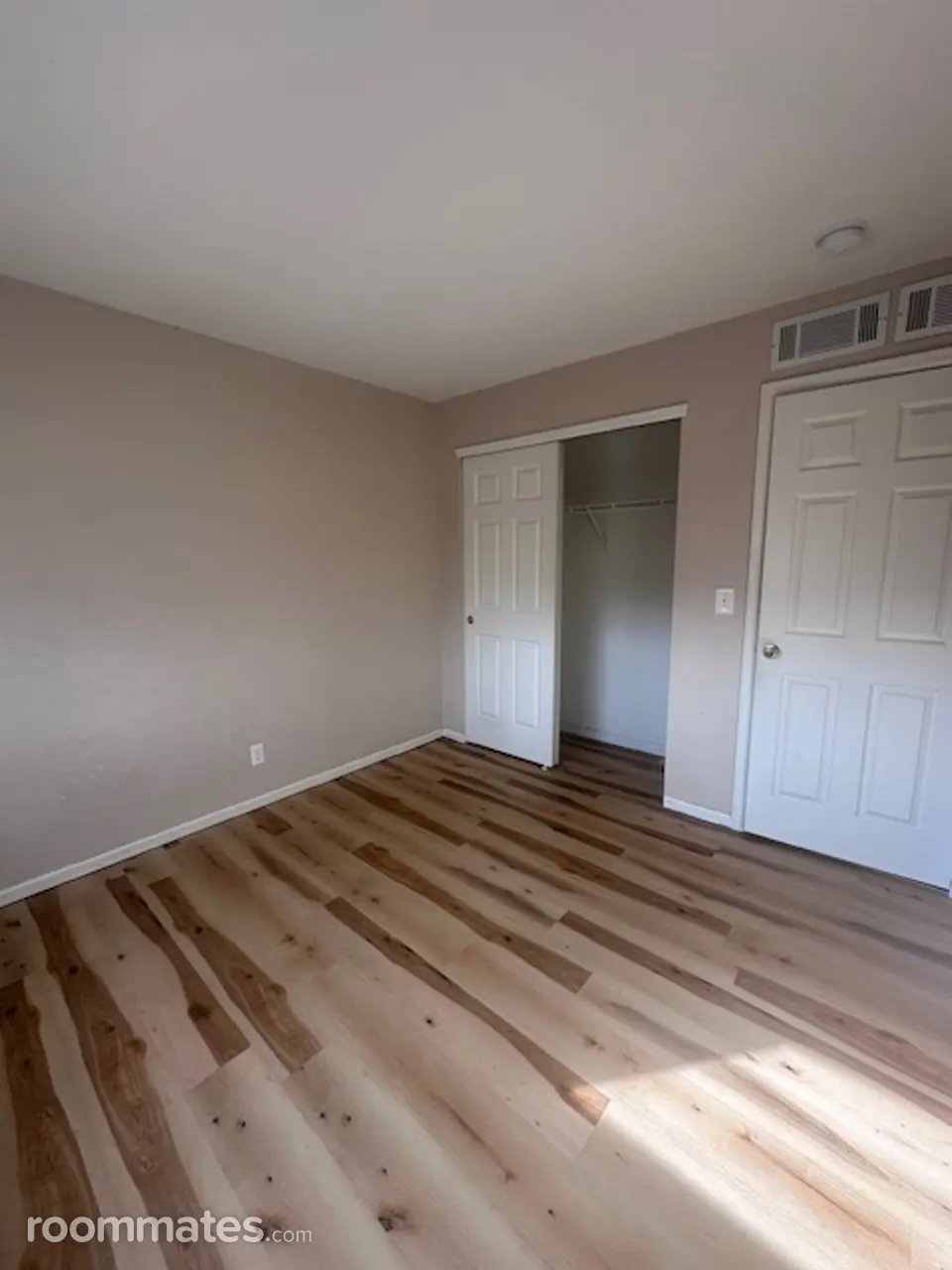 Profile photo 2 of 7