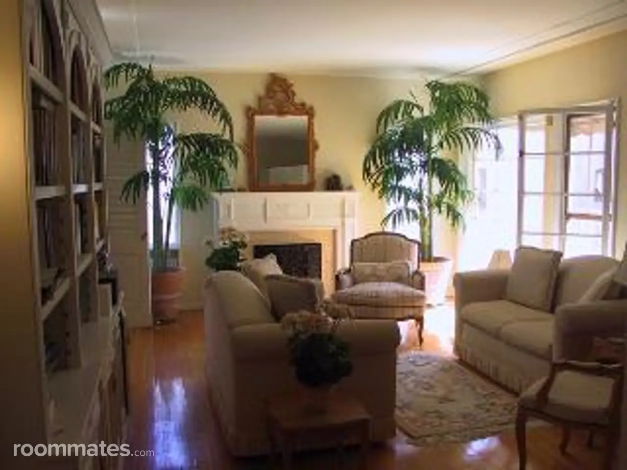 Profile photo 1 of 10