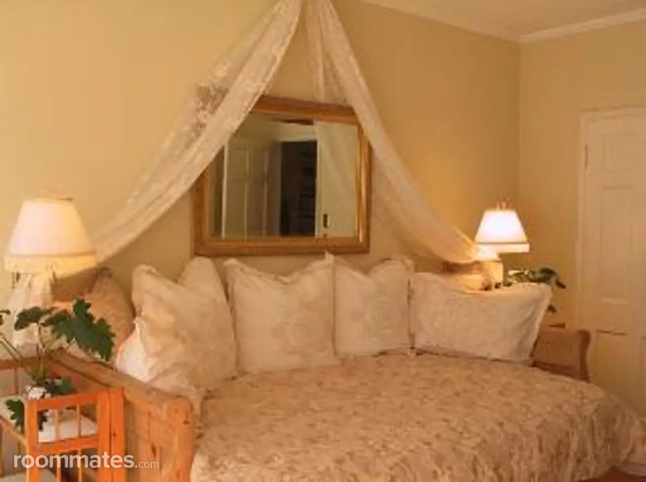 Profile photo 5 of 10