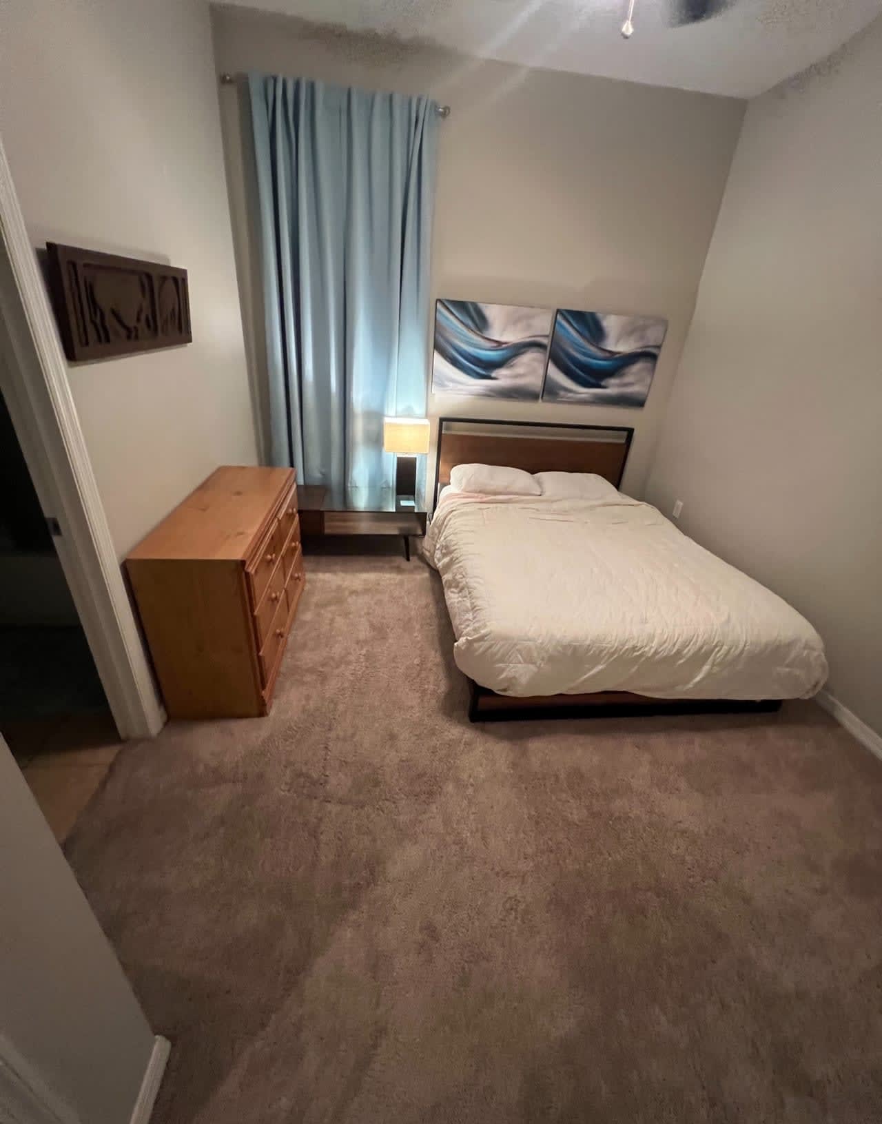 Profile photo 3 of 10