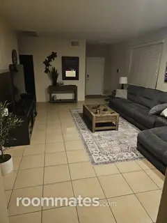 Room for rent in Phoenix, AZ $700, house