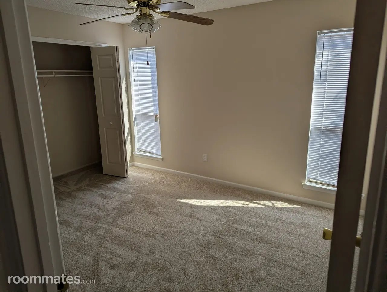 Profile photo 3 of 9