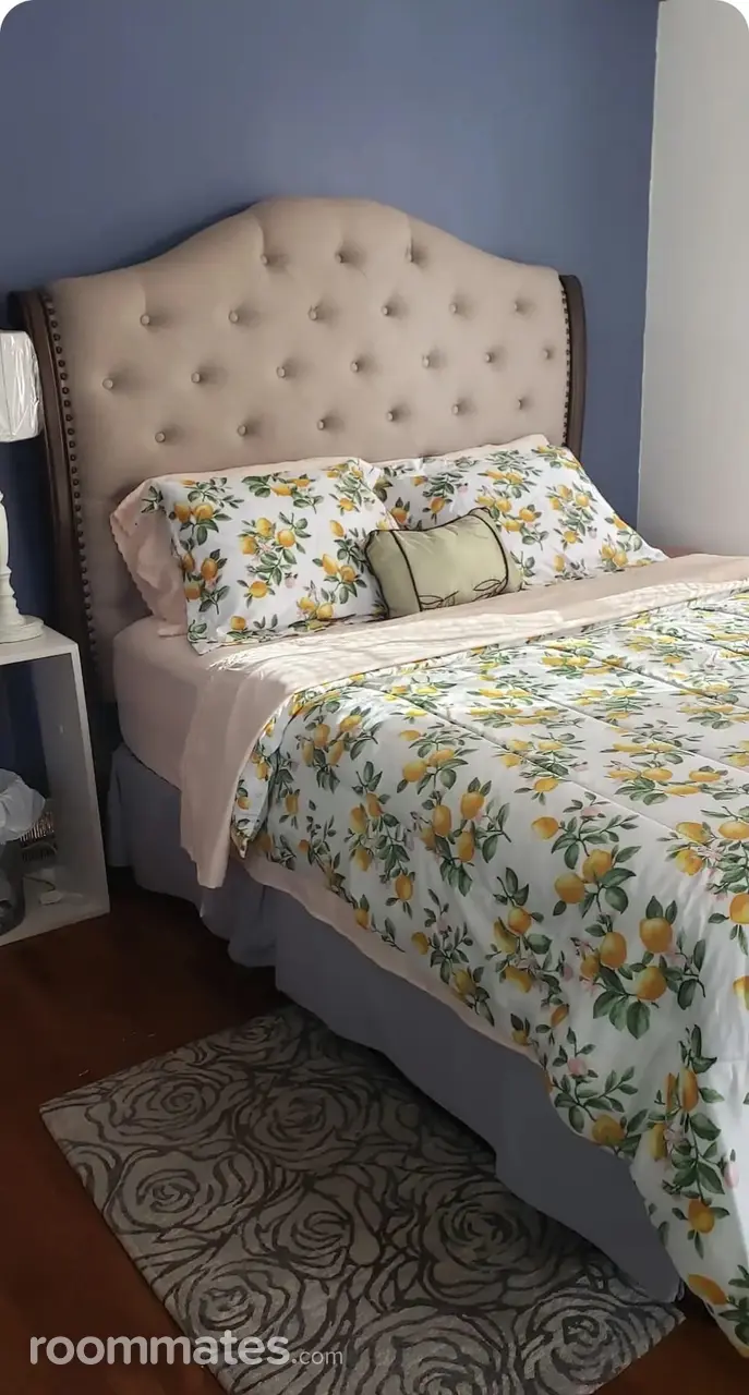 Room for rent in Waterbury, CT $925, house