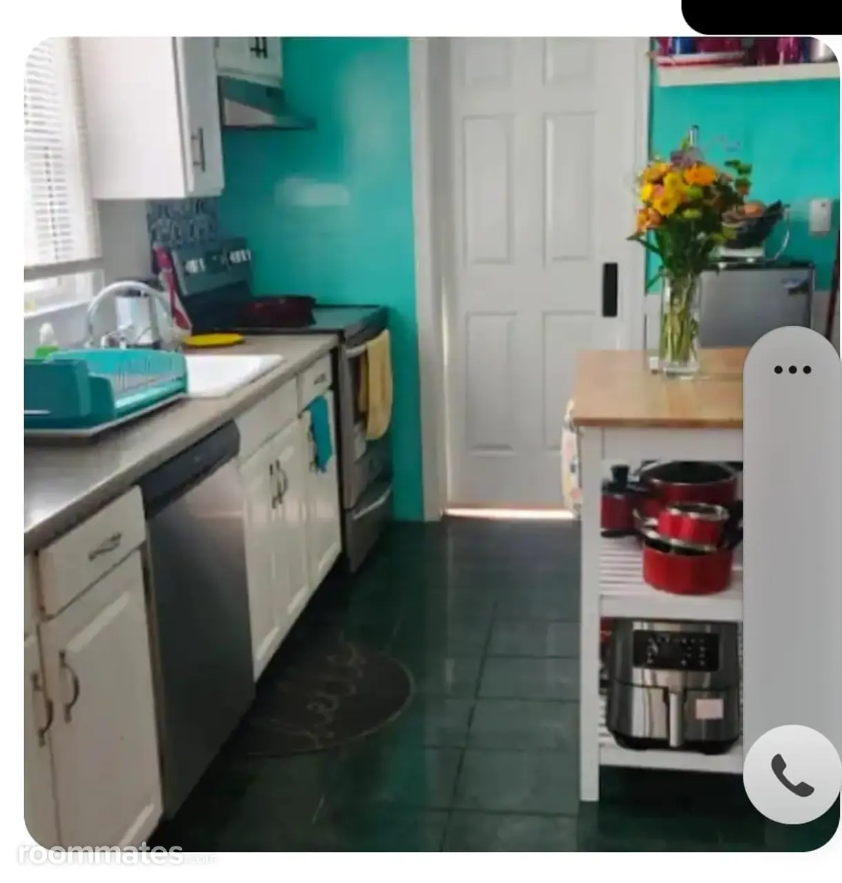 Profile photo 8 of 16