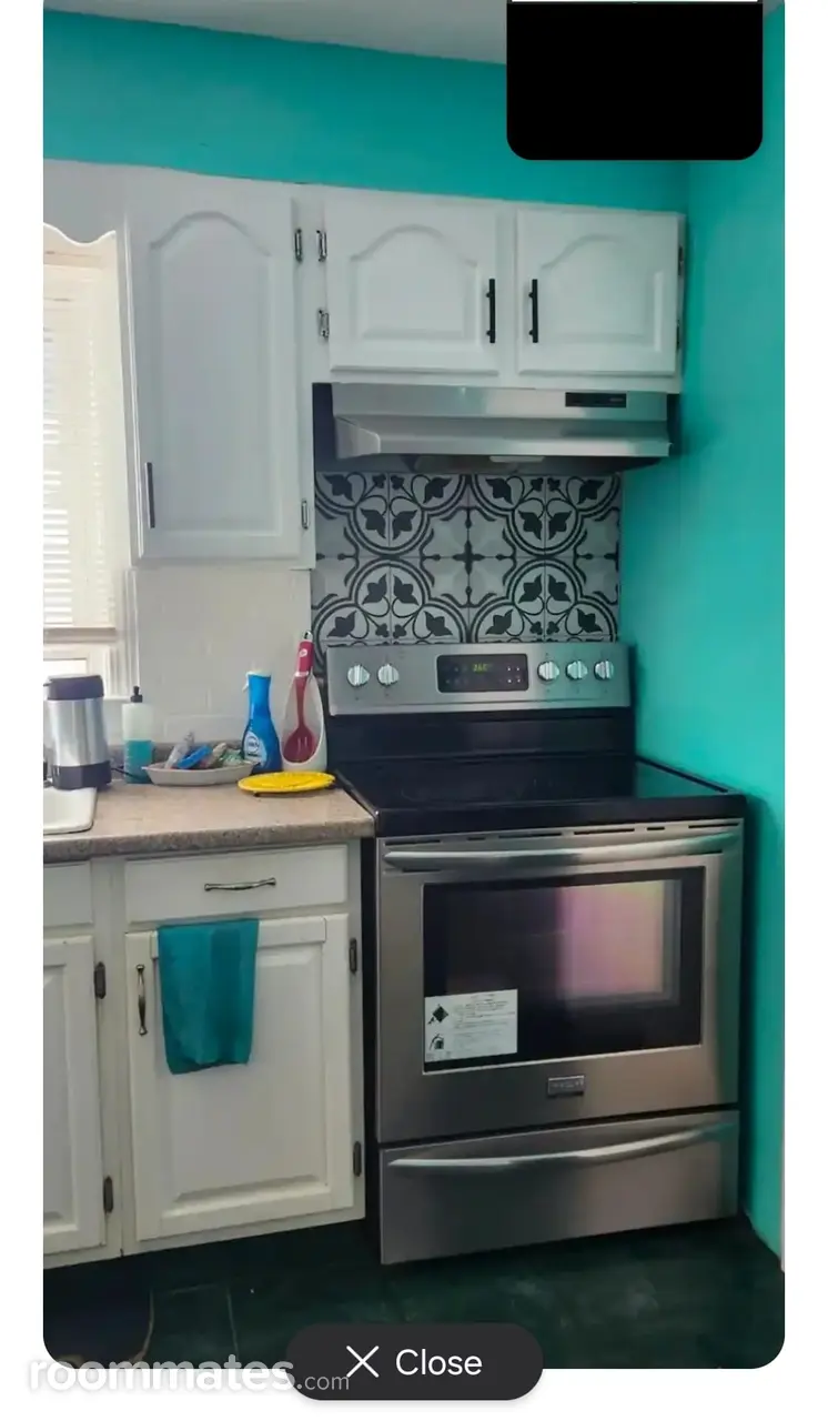 Profile photo 6 of 16