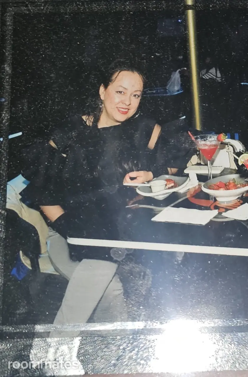 Profile photo 12 of 16