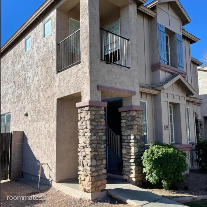 Room for rent in Phoenix, AZ $820, house
