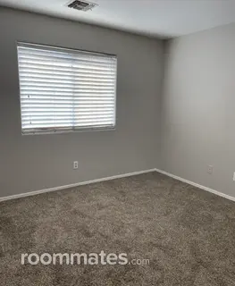 Room for rent in Phoenix, AZ $800, house