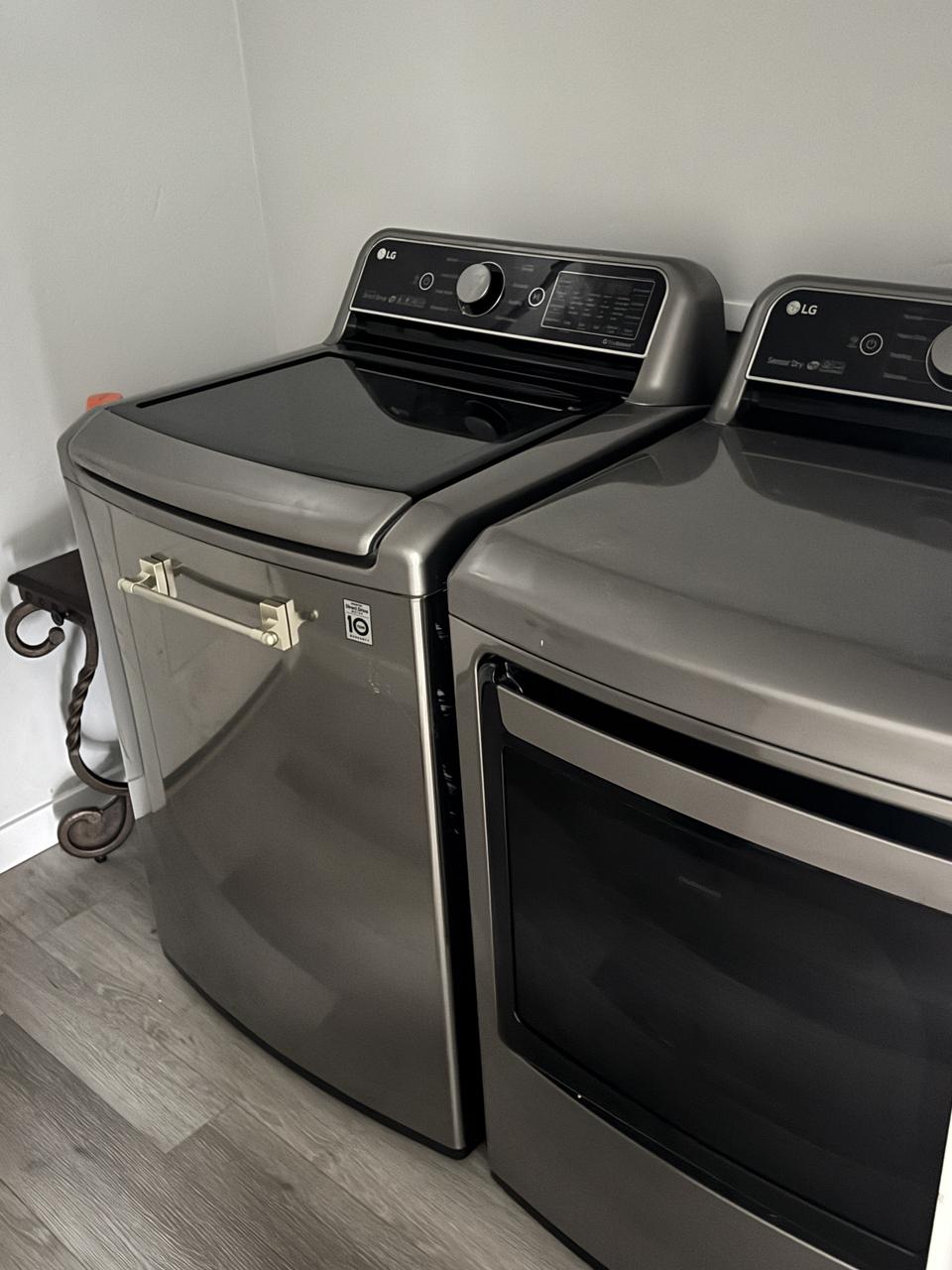 Profile photo 3 of 9