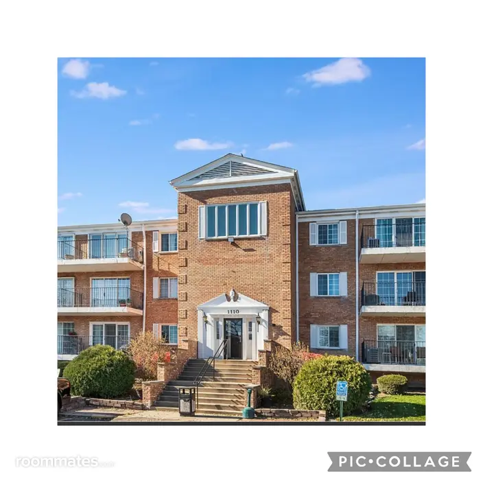 Room for rent in Aurora, IL $800, condo