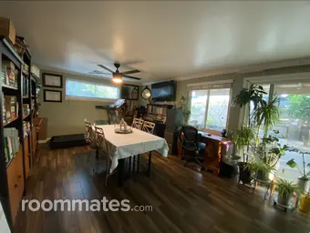 Room for rent in Anaheim, CA $1350, house