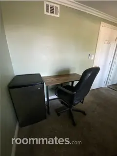 Room for rent in Anaheim, CA $1200, house