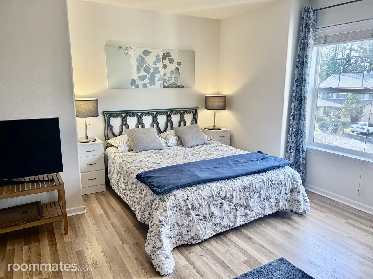 Profile photo 1 of 13