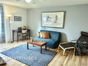 Room for rent in Portland, OR $1200, house