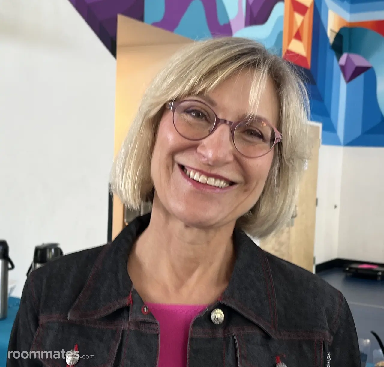 Profile photo 12 of 13