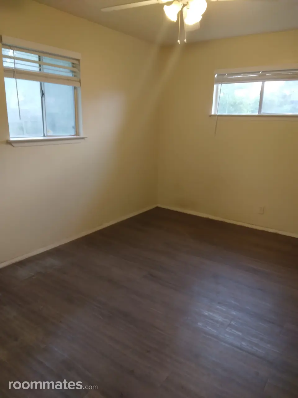 Profile photo 3 of 6