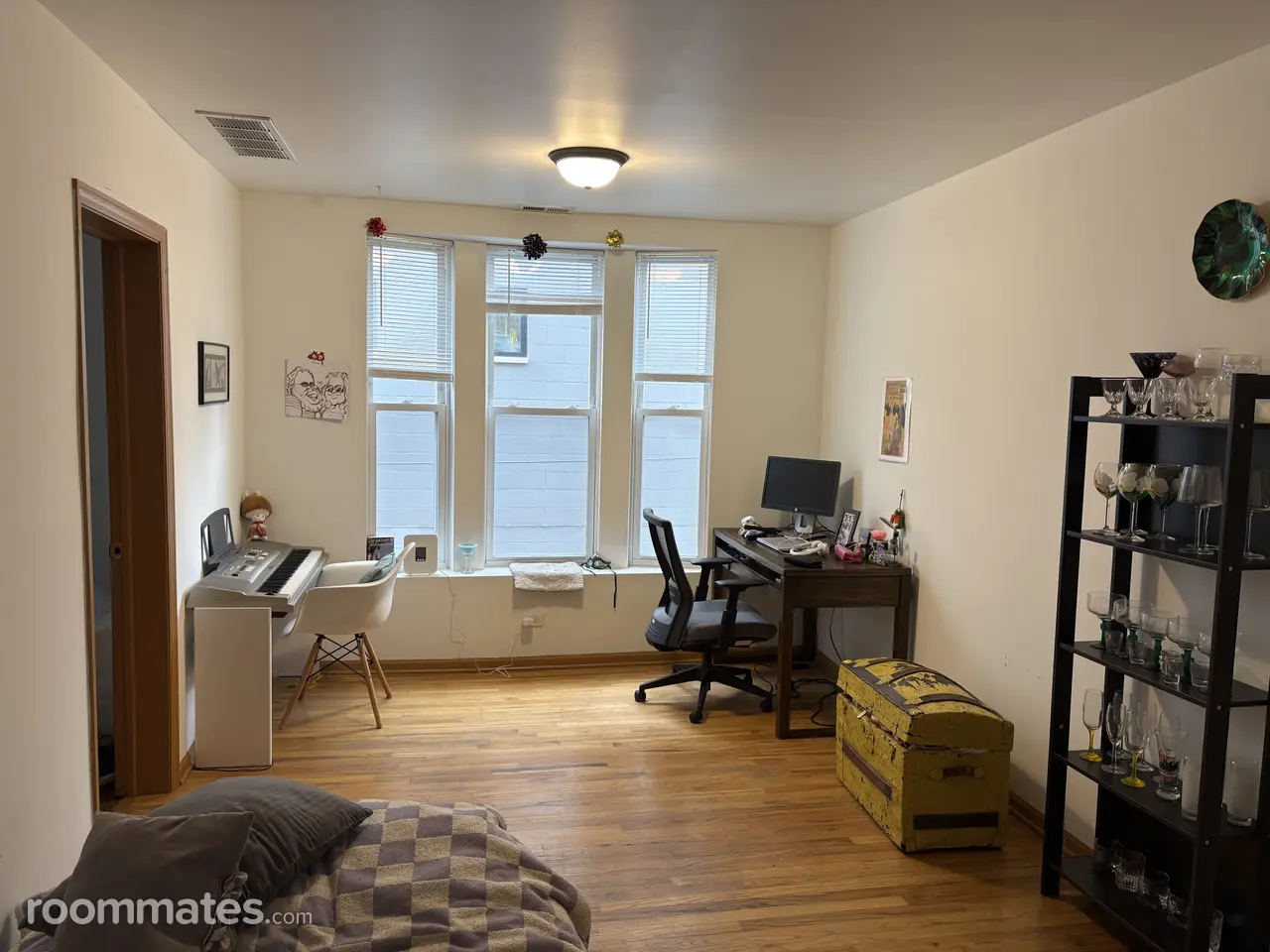 Profile photo 3 of 9