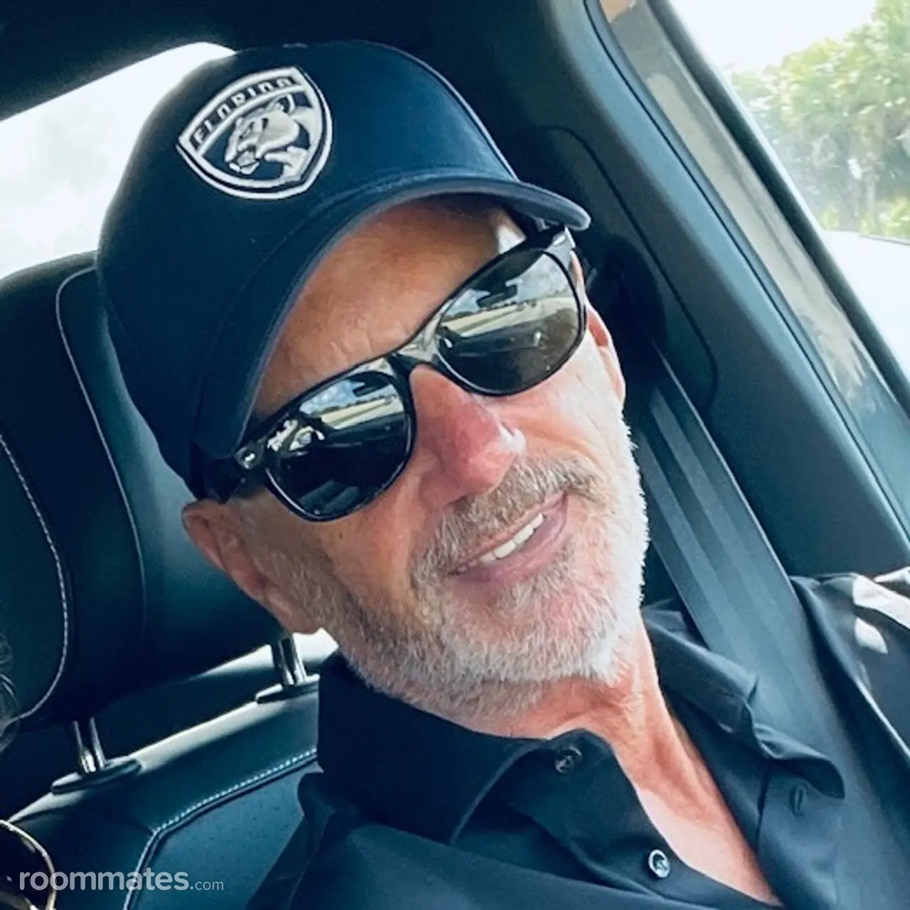 Profile photo 1 of 1