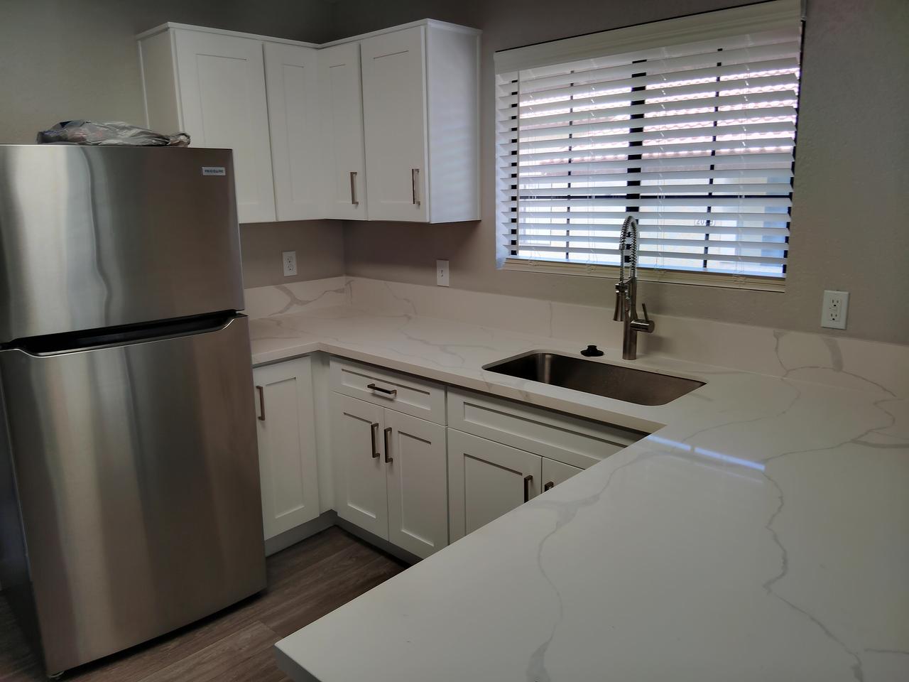 Profile photo 6 of 12