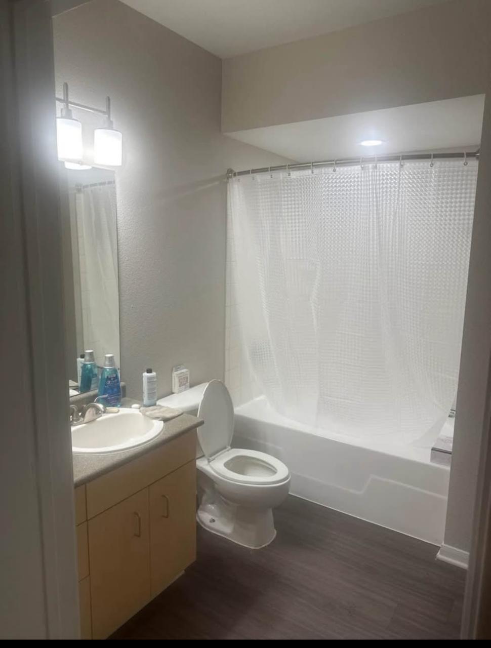 Profile photo 3 of 4