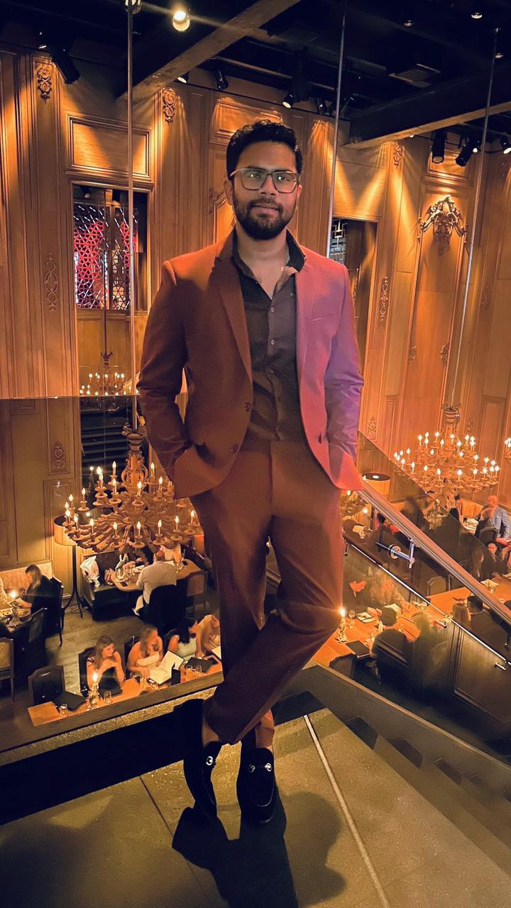 Profile photo 6 of 6