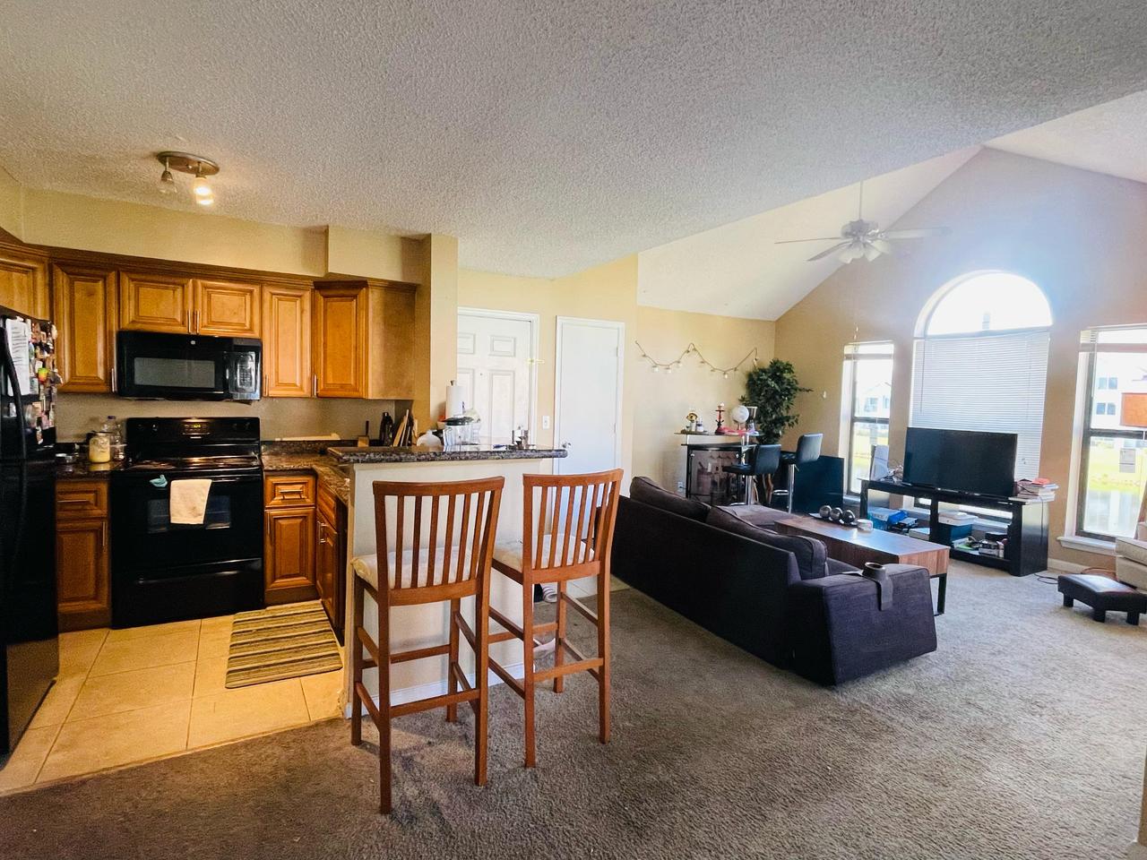 Profile photo 3 of 6